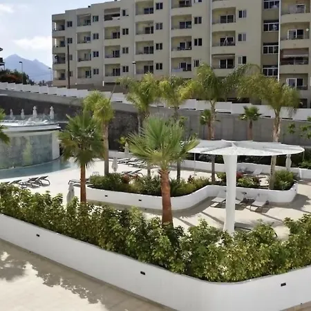 Ocean Garden 004 Con Vistas Al Mar